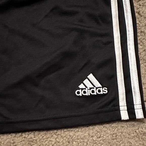 Adidas Boys 3-Stripes Essentials White Logo Athletic Shorts Black Size XL - Picture 6 of 6